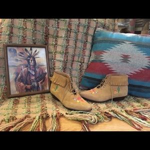 Durango’s Rare Unique Western Fringe Boots